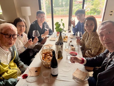 Wine tasting experience